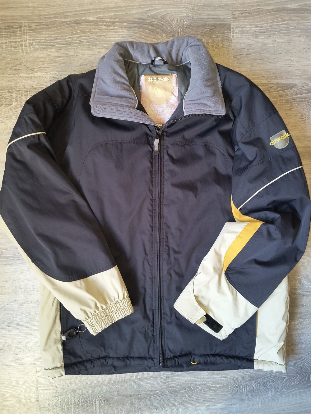 Vintage Airwalk Snowboard Jacket w/ Hood - XL Navy Beige Yellow AS527